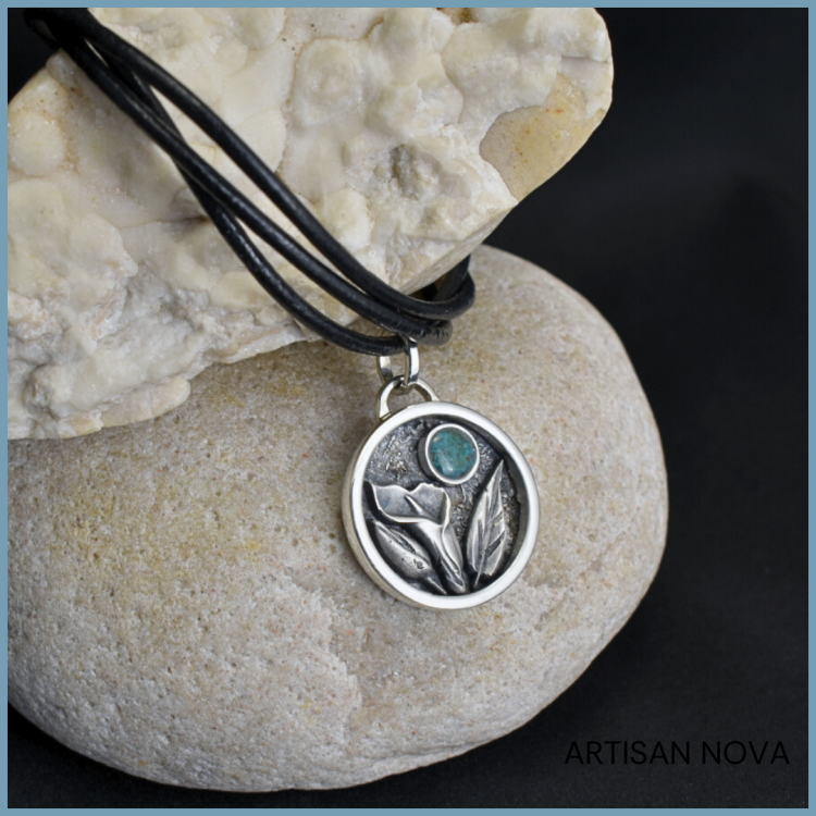 naszyjnik-srebrny-kupryt-kwiat-rzemien.png